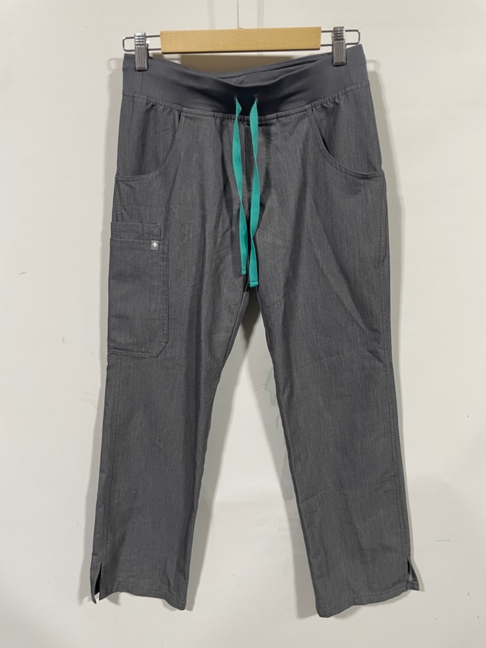 Figs technical collection women’s Gray Drawstring Casual Pants with Teal Tie